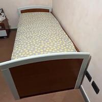 Letto singolo+letto estraibile con comodino