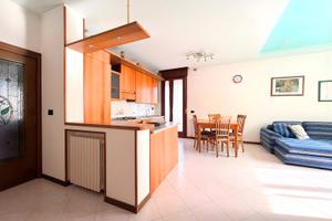 JESOLO - Appartamento 3 camere 2 bagni Piazza Mazz