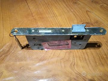 Serratura con chiave