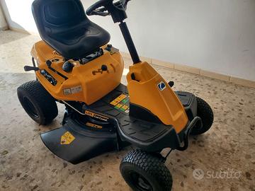 Trattorino tagliaerba