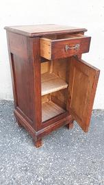 Antico armadietto comodino 