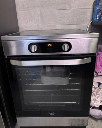 Cucina Induzione Elettrica con Forno Ariston
