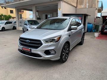 Ford Kuga 1.5 TDCI 120 CV S&S 2WD ST-Line