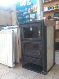 Termostufa con forno a legna, 20 kW