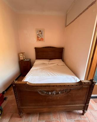 Letto in noce