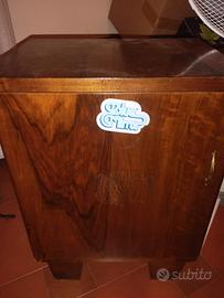 Comodino in vero legno retro' .