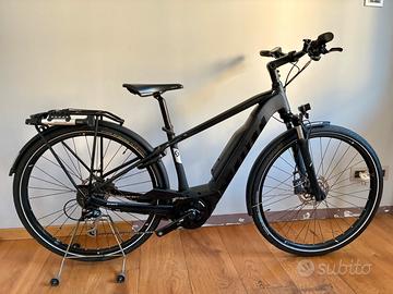 Bicicletta touring E bike Scott