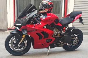panigale v4s 2023