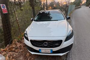 Volvo v40 crosscountry
