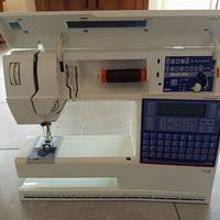 Husqvarna Viking Lily 555