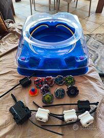 Lotto 8 Beyblade X+Arena drop attack+6 lanciatori