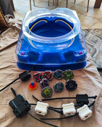 Lotto 8 Beyblade X+Arena drop attack+6 lanciatori