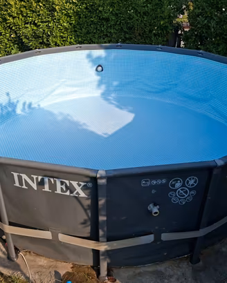 Piscina fuori terra Intex