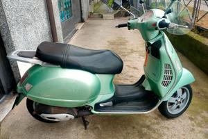 Vespa 200 granturismo