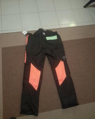 Pantaloni antitaglio stihl