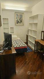 Camera con bagno Via Cervesato