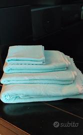 Set 4 asciugamani in spugna. Nuovi. Vintage