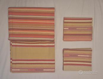 Lenzuolo matrimoniale + 2 federe Zucchi. 
