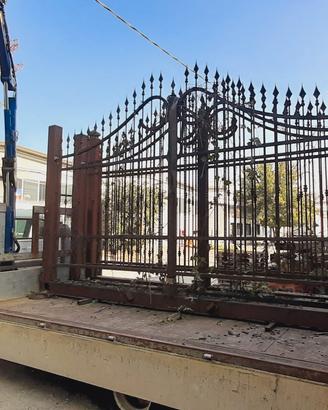 Cancello in ferro di 400 x 200 x 260 su monoblocco