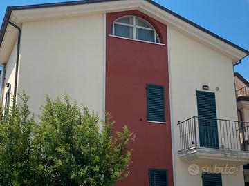 Vendiamo appartamento su due livelli