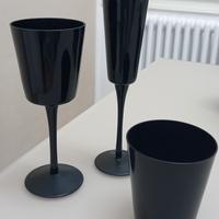 Set bicchieri neri flute, calici e acqua 