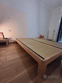 Letto matrimoniale e comodini  in faggio