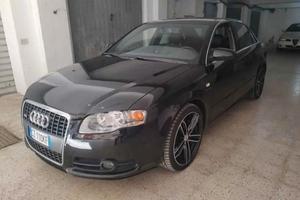 Audi A4 2.0 TFSI B7 S-Line - benzina 200 CV