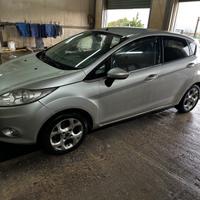 Ford fiesta titanium 1.4 68cv
