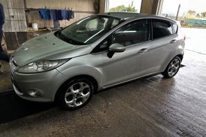 Ford fiesta titanium 1.4 68cv