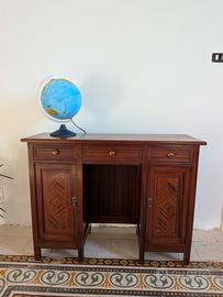 Piccola credenza 