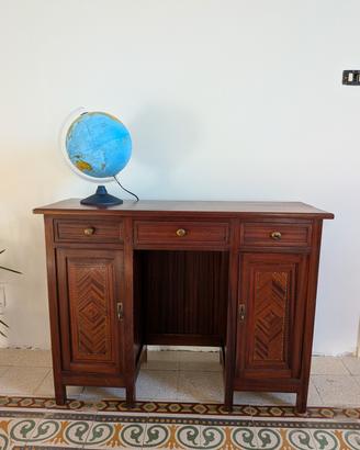 Piccola credenza 