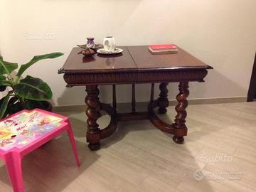 Tavolo Luigi Filippo fine 800 in noce
