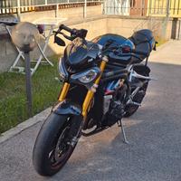 Triumph Speed triple 1200