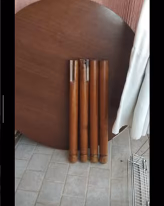 tavolo tondo allungabile e 4 sedie