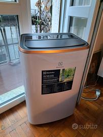 Condizionatore portatile ChillFlex Pro EXP26U758CW