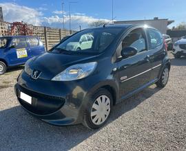 Peugeot 107 1.0 68CV 5p. Urban Move NEOPATENTATI