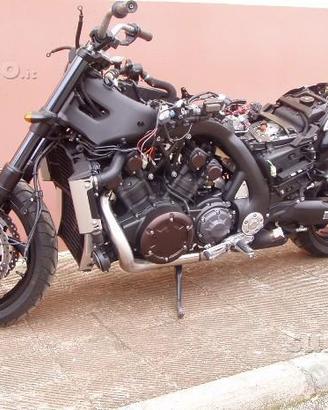 Yamaha v max 1700 ricambi usati vmax 2010