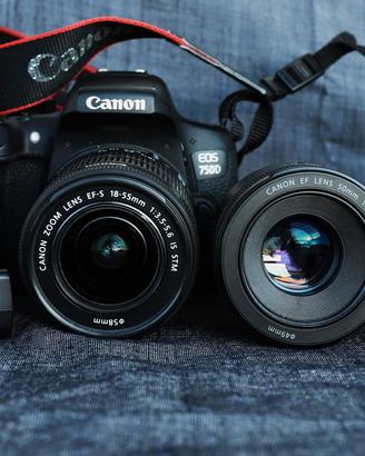 Canon EOS 750D + 3 obiettivi (18-55 + 55-250 + 50m