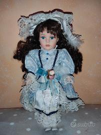 Bambola di ceramica 