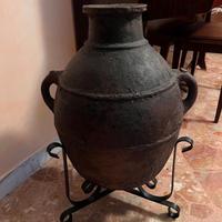 Anfora antica in terracotta