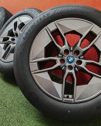 Cerchi BMW IX Originali Gomme 90% Estive 235 60 20
