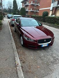 Jaguar xe 2.0 180cv