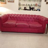 Divani a 3 posti modello Chesterfield