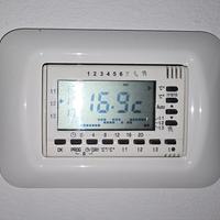 Cronotermostato digitale programmabile