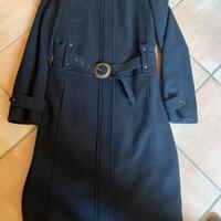 Cappotto nero con cintura