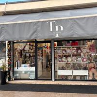 Vendita attività articoli per feste e allestimenti