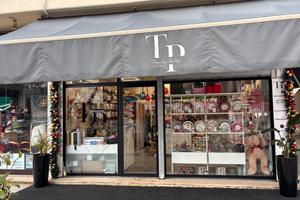 Vendita attività articoli per feste e allestimenti