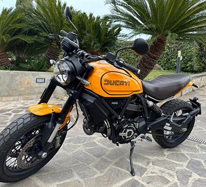 Ducati scrambler 1100 tribute