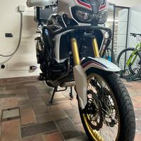Moto Honda Africa Twin 1000 DCT