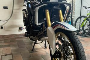 Moto Honda Africa Twin 1000 DCT